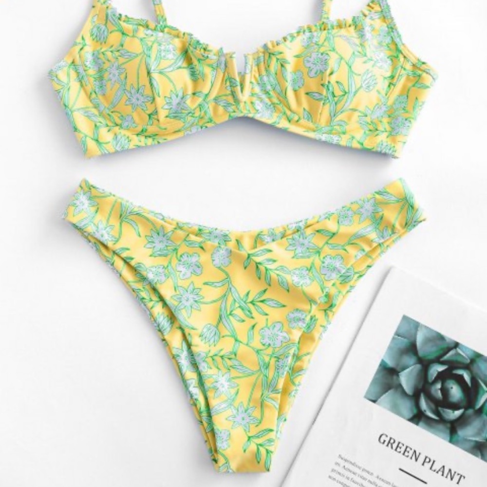 Zaful Floral V-wire Lettuce High Cut Bikini